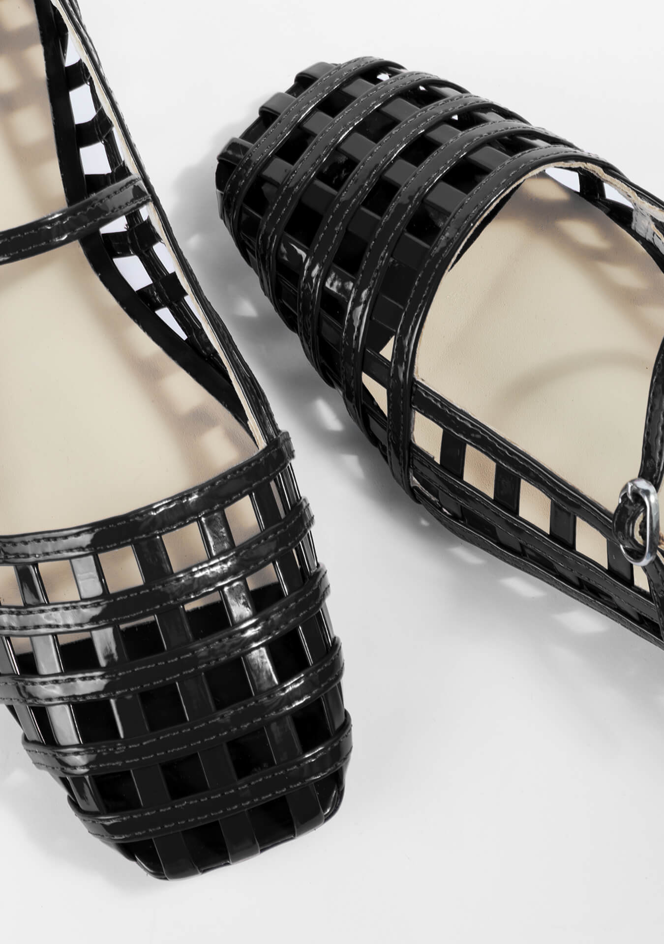 Lidya Black (2)