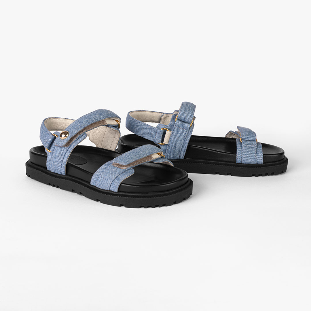 Megan Jeans (1) Site