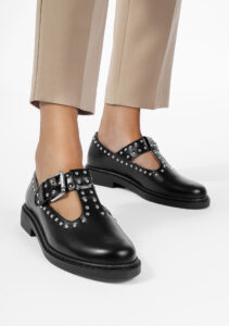 Debra Shiny Black (4) Site