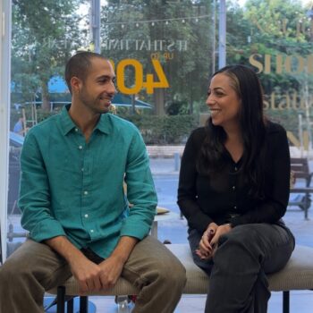 ⁨	מהסטורי לפיד: הודעות חשובות שחייבות להישאר כאן במרקר צהוב👇1. אנחנו עוברים!
כןכןכן!!! 🎉
לארוס עוברת לחנות גדולה יותר! תרשמי לעצמך:
עוד שבוע אנחנו בשינקין 35.
התרגשות שיא 🥳2. קולקציה חדשה נוחתת בסופ״ש
והיא כבר באתר!
מהדורת חורף קטנה, מדויקת ו־היסטרית.
מי שזריזה זוכה 😉3. ואם ראית את הפוסט ב־30/11…
כדאי לנצל את הטבות בלאק נובמבר לפני שהן נעלמות 🖤⁩