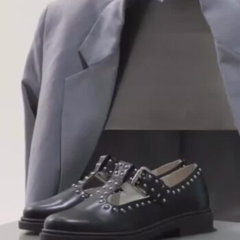 ידענו שנעלי הבובה DEBRA
יהיו אחד הדגמים הלוהטים העונה🔥
באתר ובחנות נשארו מידות אחרונות,
לאלו שלא רוצות לפספס להיטים💿