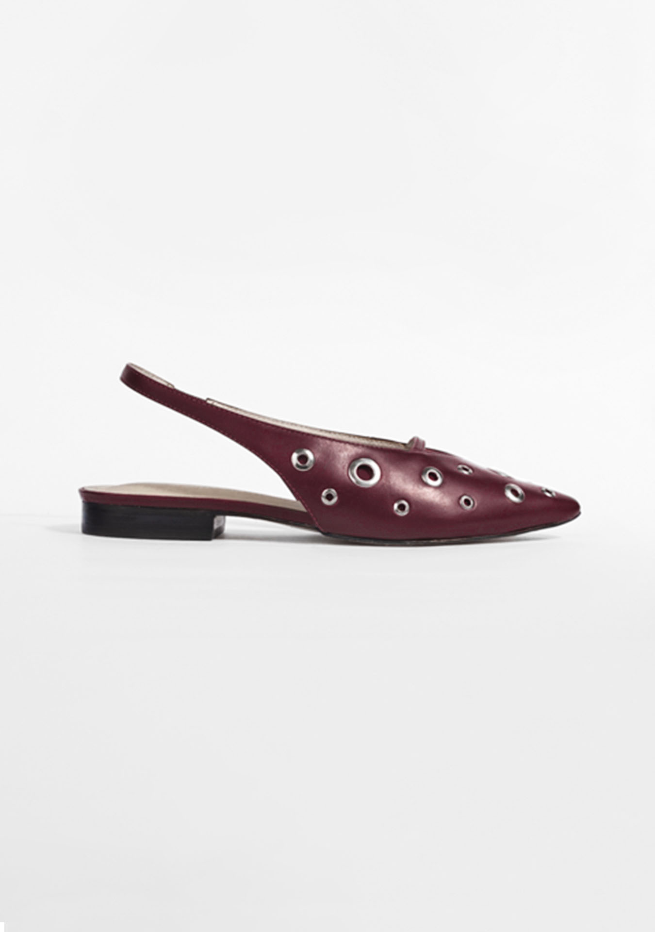 Ariana Wine (2) Ariana Wine (2)