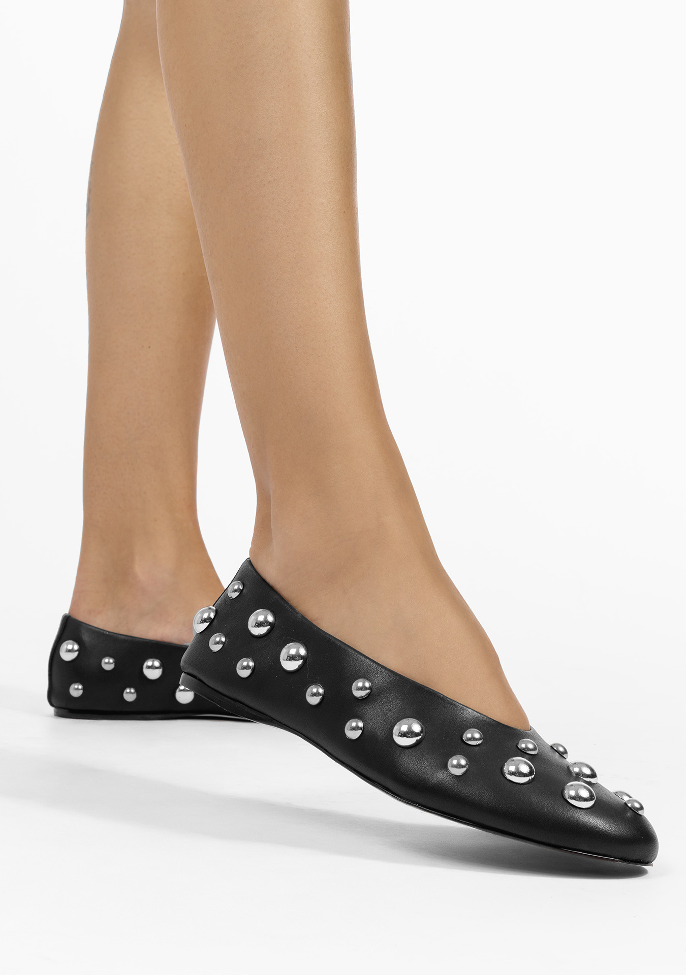 Becca Black Silver (4) Site