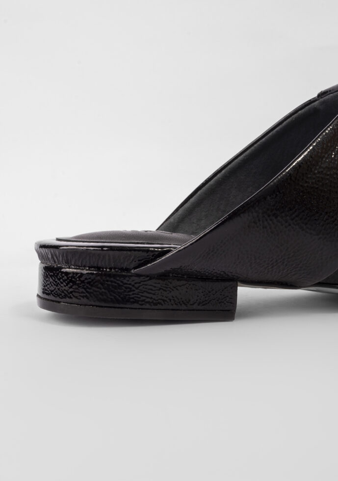 Dillian Shiny Black (1)