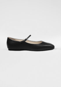 Mavie Black (1) Mavie Black (1)