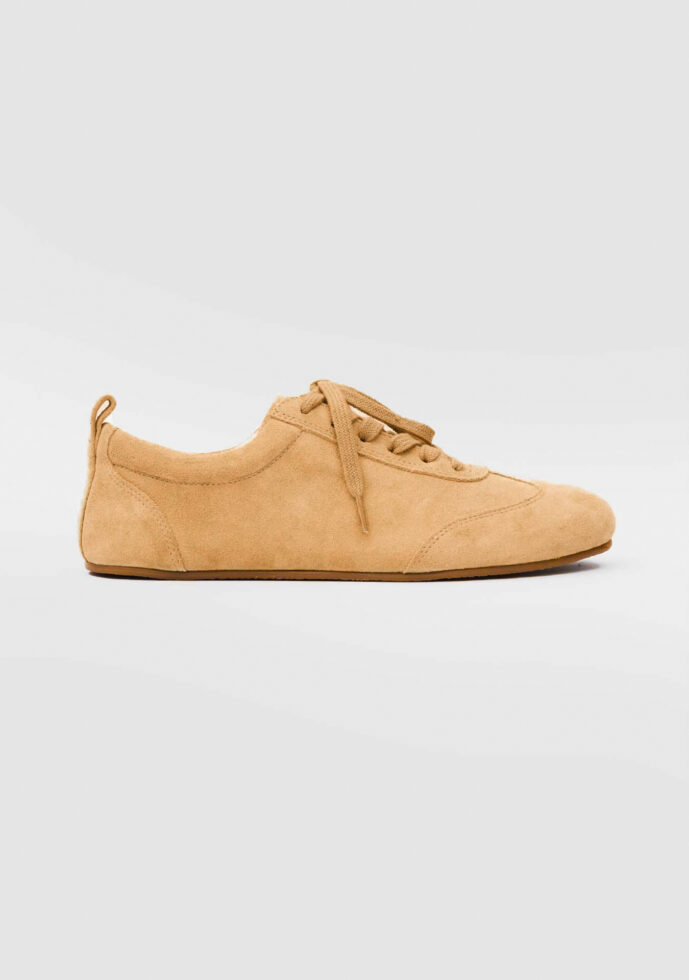 Violet Peach (1) Violet Peach (1)