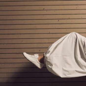 15 צבעים.
בואי למדוד בשינקין 35
או הזמיני אונליין - משלוח עד הבית עלינו.