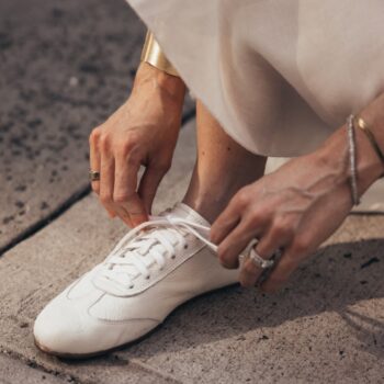 מינימליסטיות, ללא סימני מיתוג, ללא אלמנטים מיותרים -
סניקרס מעור שהן בדיוק מה שחיפשת!
כל הצבעים בחנות שלנו: שינקין 35 תל אביב ובאתר: larus.co.il