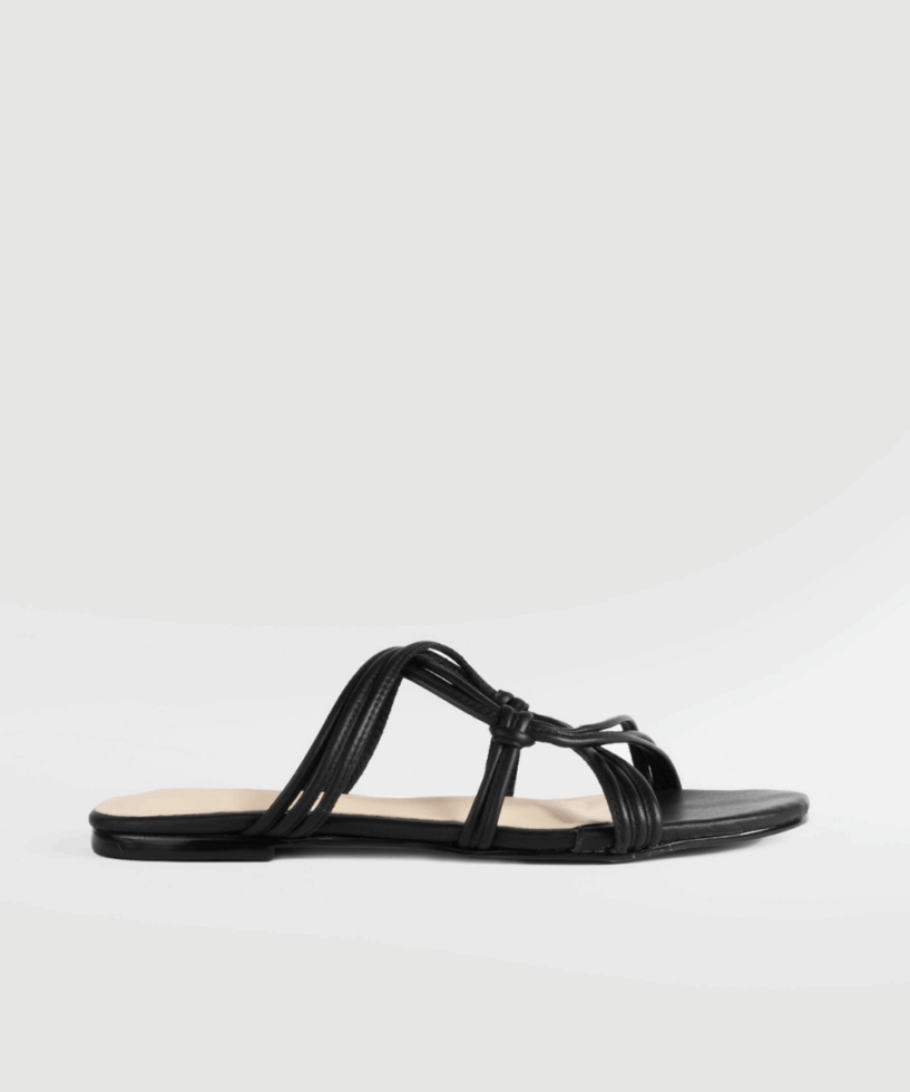 כפכף שחור מעור בשילוב רצועות Ravello Black