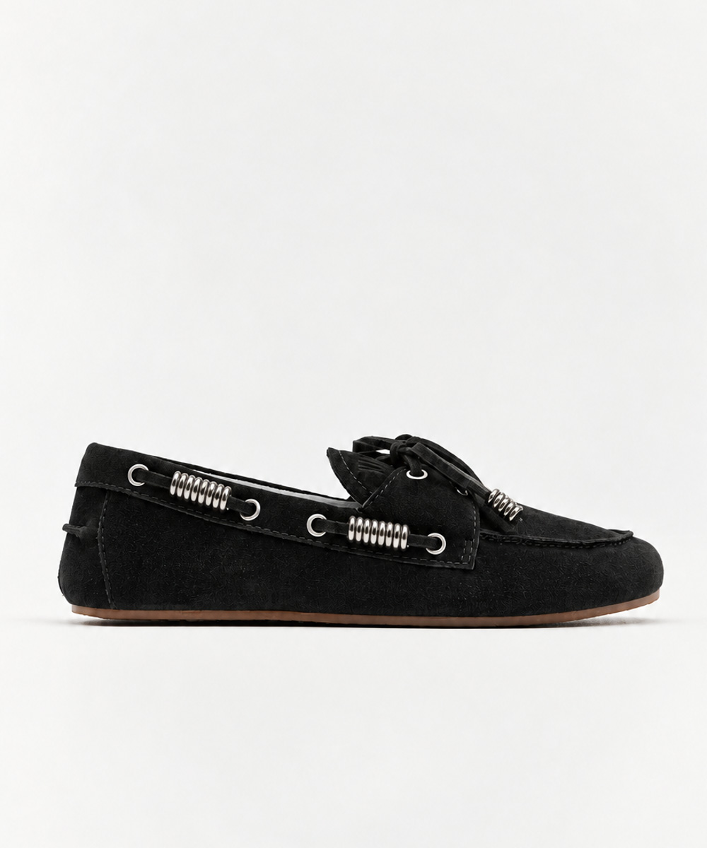 מוקסין זמש שחור Valencia Studded Black